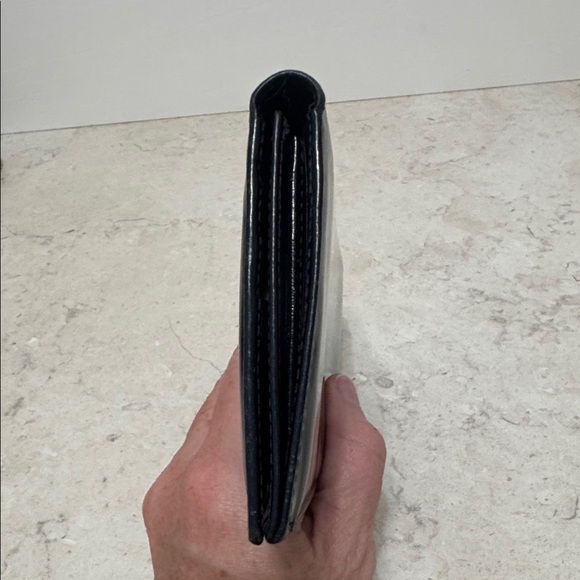 Gucci Navy Patent leather snap wallet - Picture 3 of 10